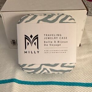 Milly White and Gray Jewelry Case